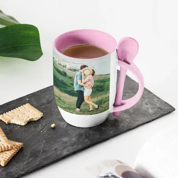 Růžový hrnek s vlastním potiskem a lžičkou: 300 ml
